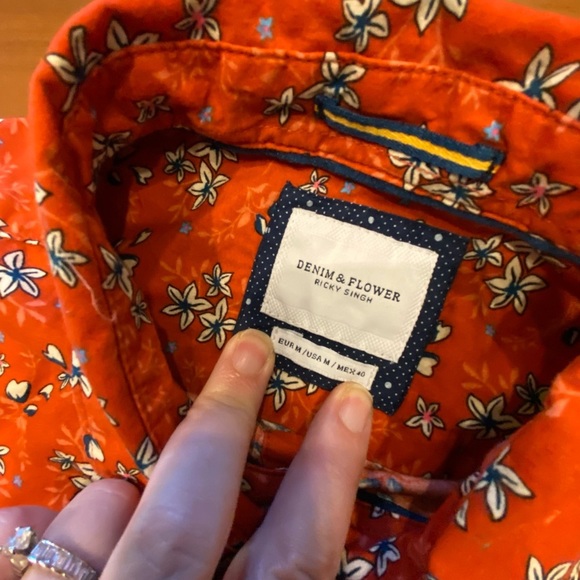 Denim & Flower Ricky Singh Orange Floral men’s button down short sleeve - Picture 2 of 3